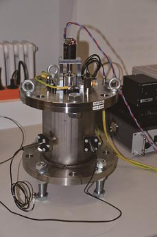 liquid-metal-stirring-test_side_view--.jpg liquid-metal-stirring-test_side_view--.jpg